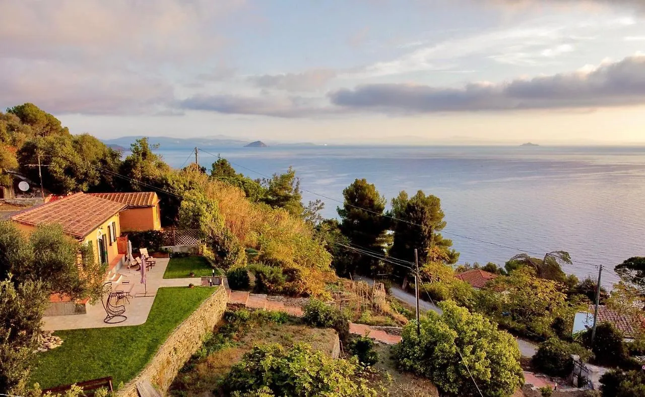 Villa La Casa Di Ninetta Rio Marina Ferienhaus